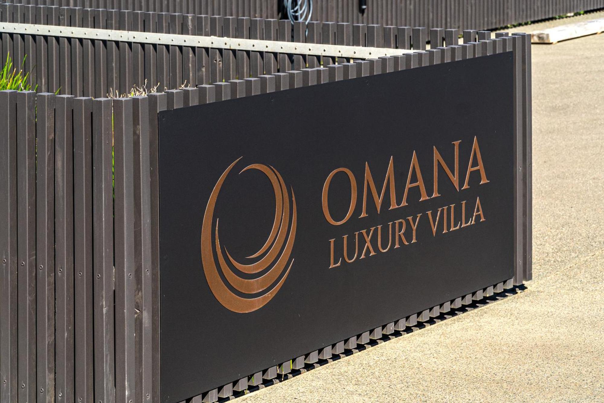 Omana Villa Rocky Bay Exterior photo